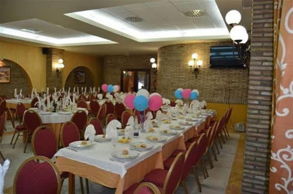 Hotel La Parra Куевас дел Алмансора Екстериор снимка